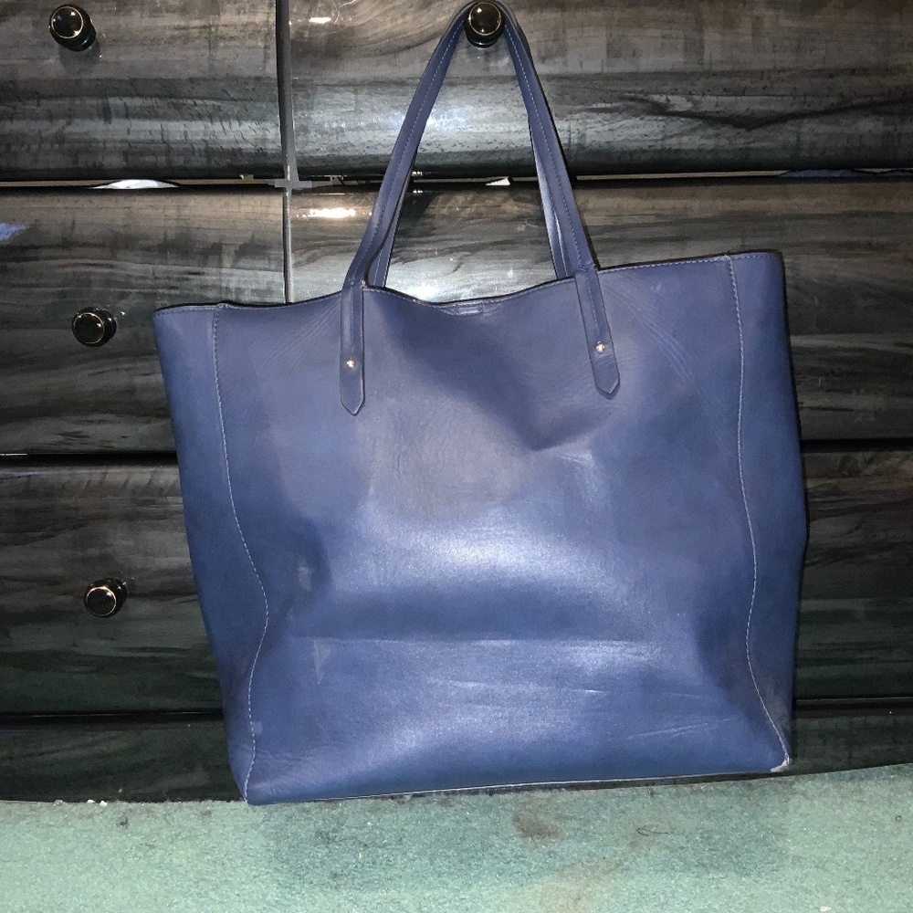 HANDBAG